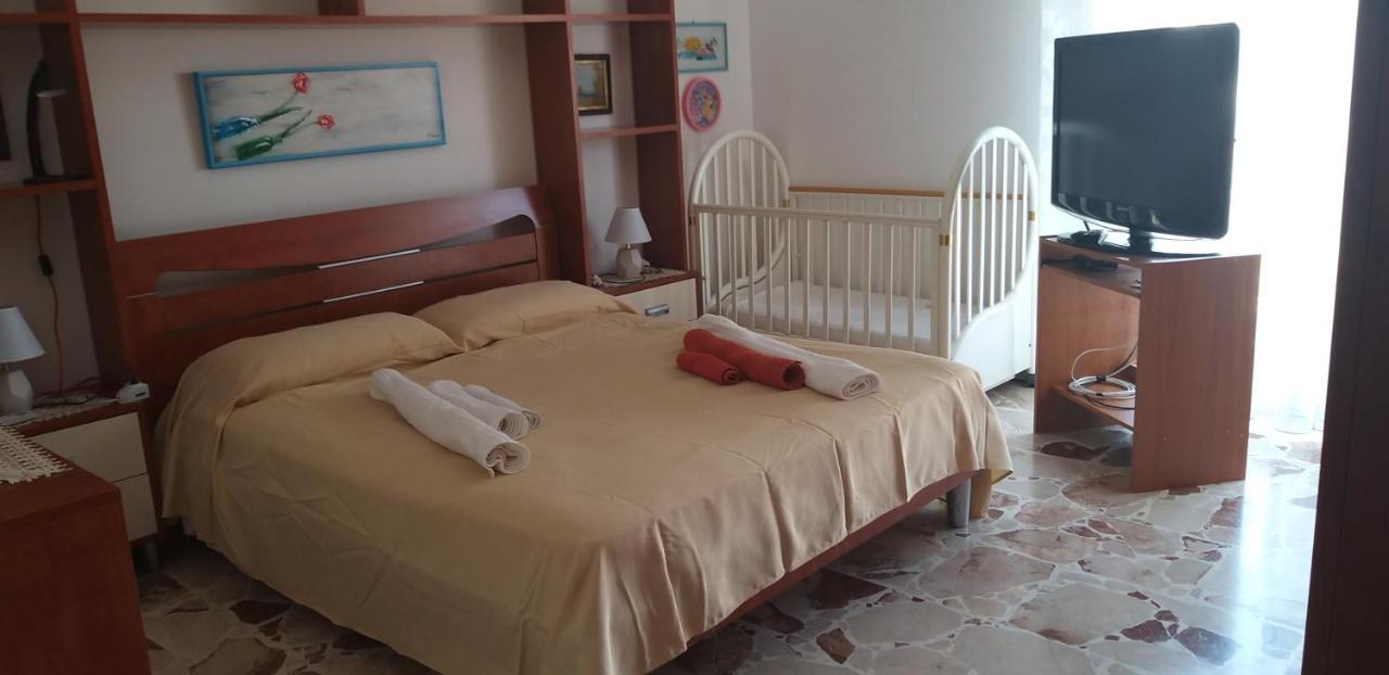 Sebastian House Casa Vacanze Giardini Naxos Exteriör bild