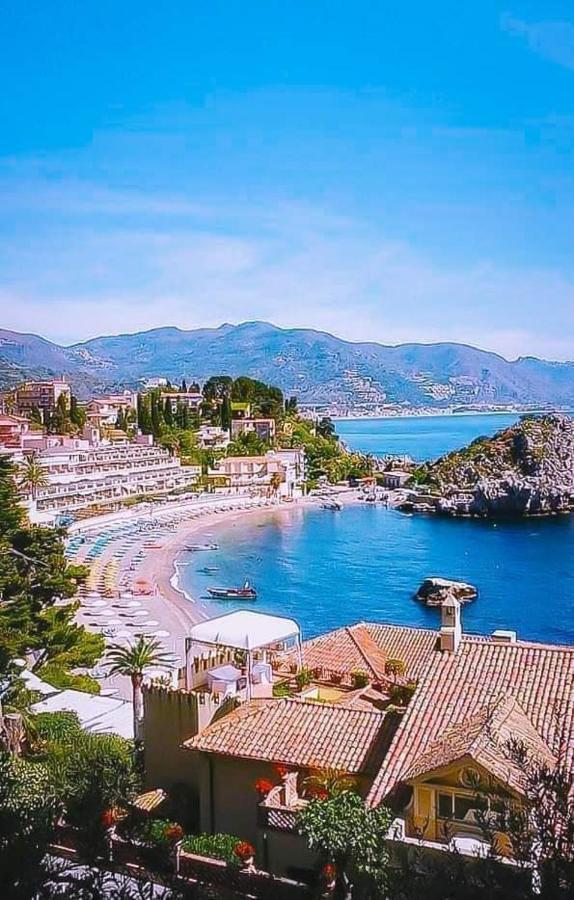 Sebastian House Casa Vacanze Giardini Naxos Exteriör bild